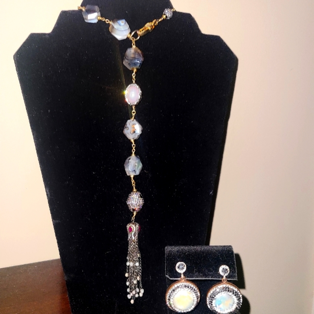 Elegant Gold plated quartz Necklace with Earrings